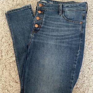 Old Navy Rockstar Supper Skinny High Rise Jeans